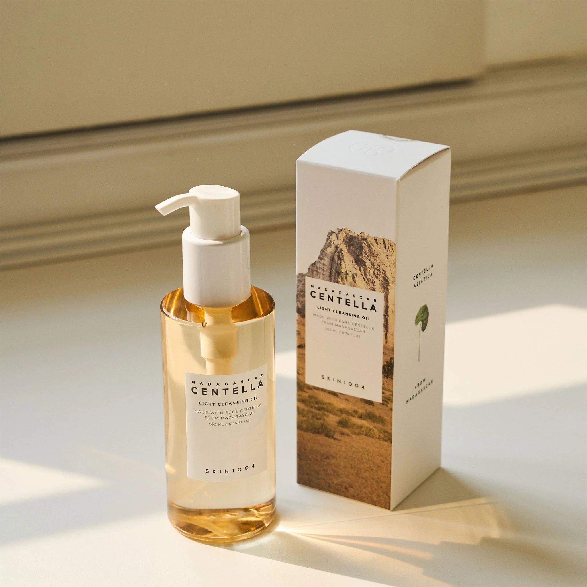 SKIN1004 - Madagascar Centella Light Cleansing Oil (200 ml)